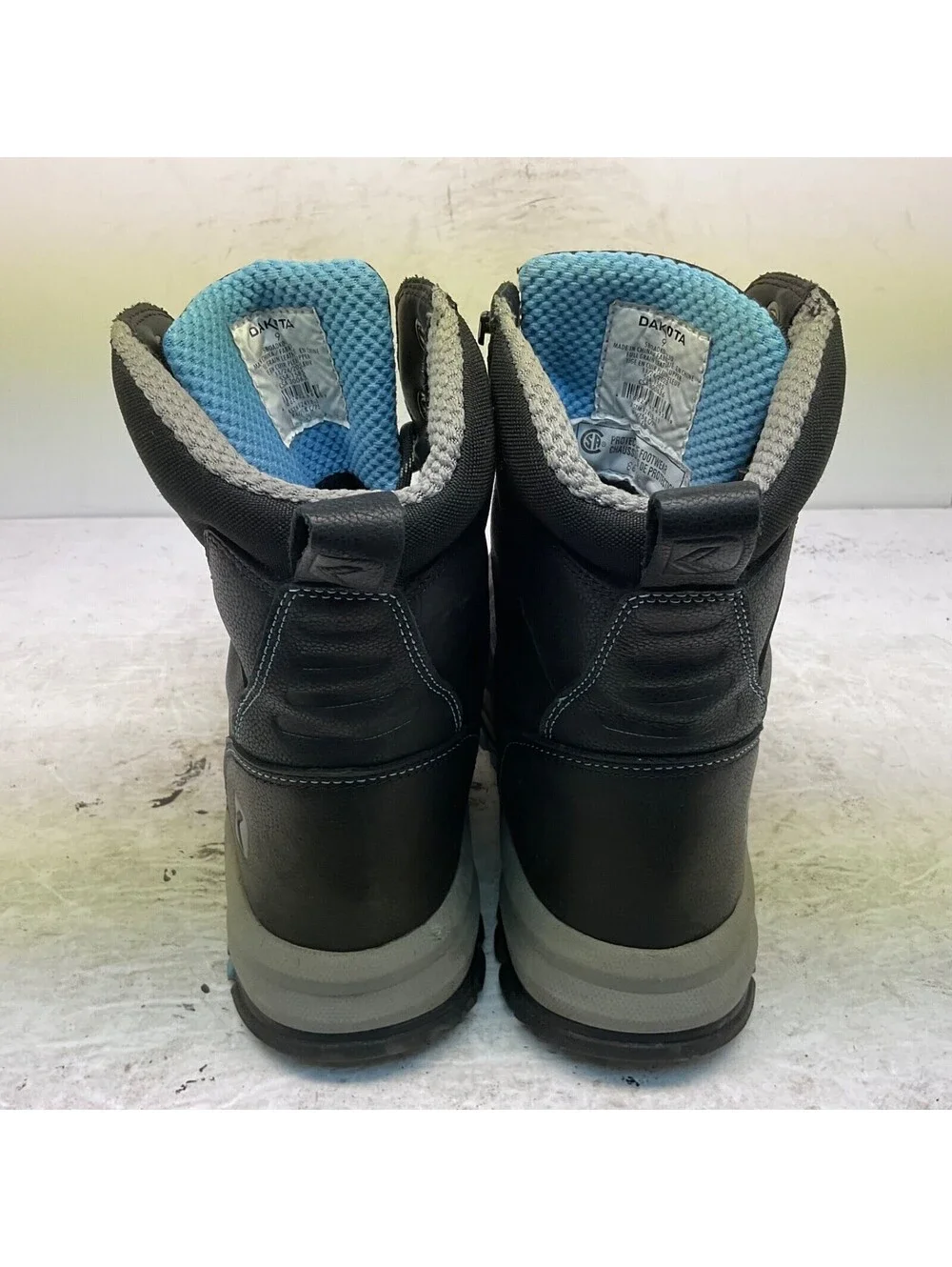 DAKOTA Women's 8